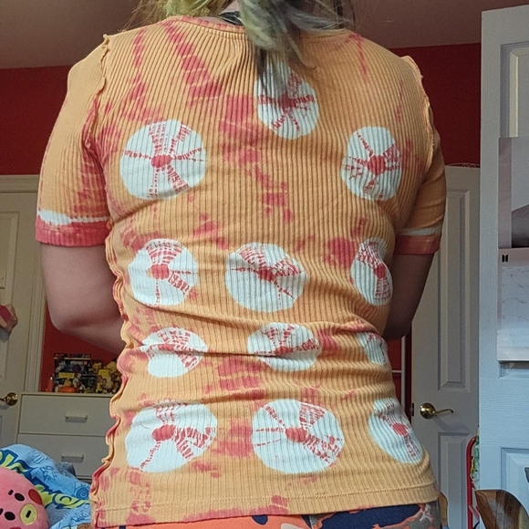 We The Free | Free People inverted seam ribbed short-sleeved button-up 🧡💛 - Picture 2 of 3